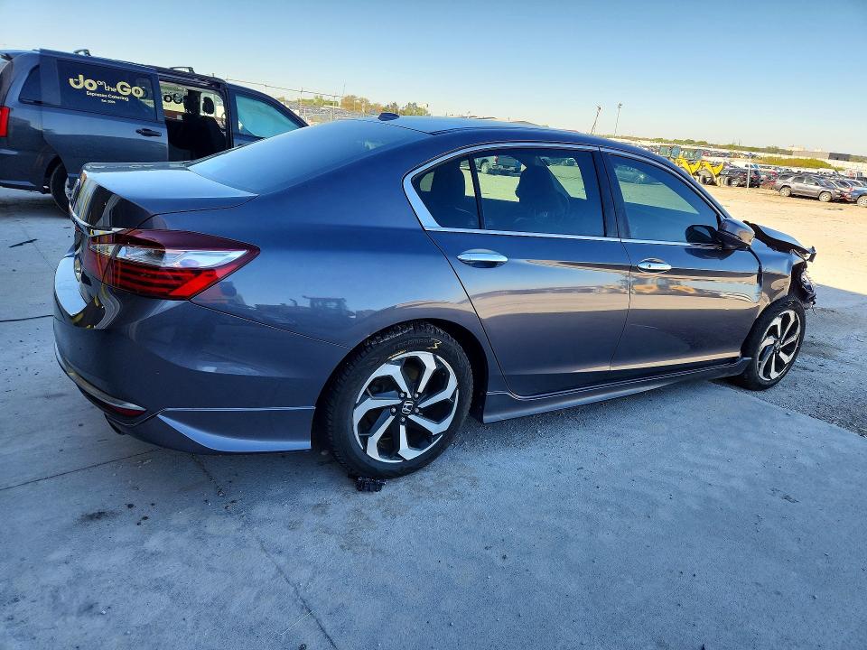 2016 Honda Accord მანქანა იყიდება აუქციონზე, vin: 1HGCR2F81GA117930, აუქციონის ნომერი: 51001966