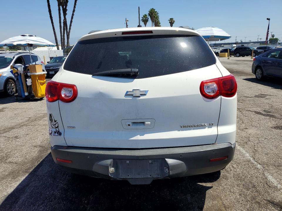 49030746 :رقم المزاد ، 1GNKVJED0BJ357243 vin ، 2011 Chevrolet Traverse مزاد بيع