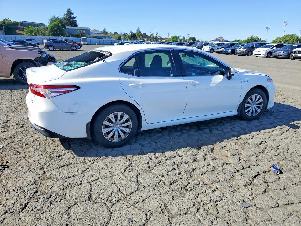 Продажа на аукционе авто 2018 Toyota Camry, vin: 4T1B31HK5JU508403, номер лота: 50470866