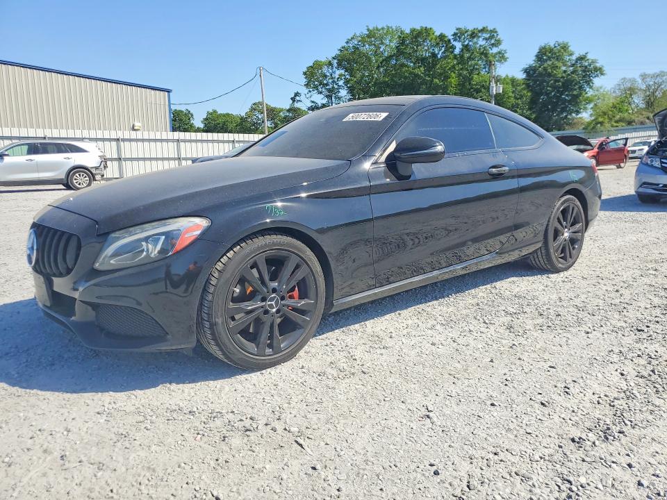 50072606 :رقم المزاد ، WDDWJ4KB9HF454114 vin ، 2017 Mercedes-benz C مزاد بيع