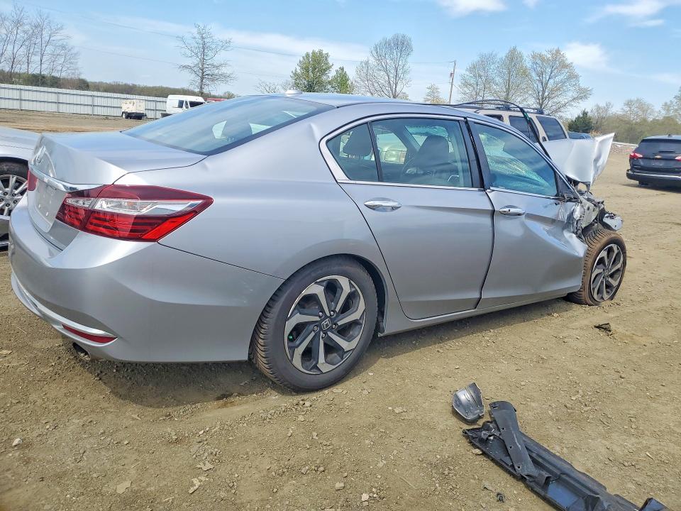 49505896 :رقم المزاد ، 1HGCR2F87HA292636 vin ، 2017 Honda Accord مزاد بيع