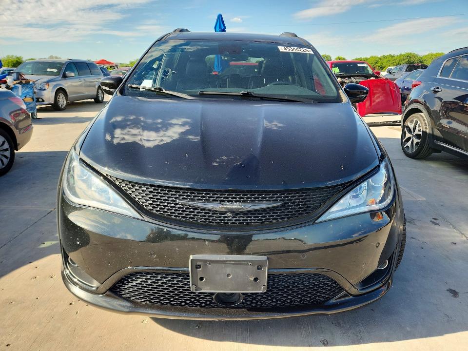 2018 Chrysler Pacifica მანქანა იყიდება აუქციონზე, vin: 2C4RC1GG5JR361870, აუქციონის ნომერი: 49344226