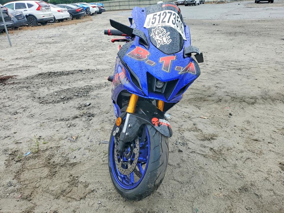 51273516 :رقم المزاد ، JYARM38E4RA009591 vin ، 2024 Yamaha Yzfr7 مزاد بيع
