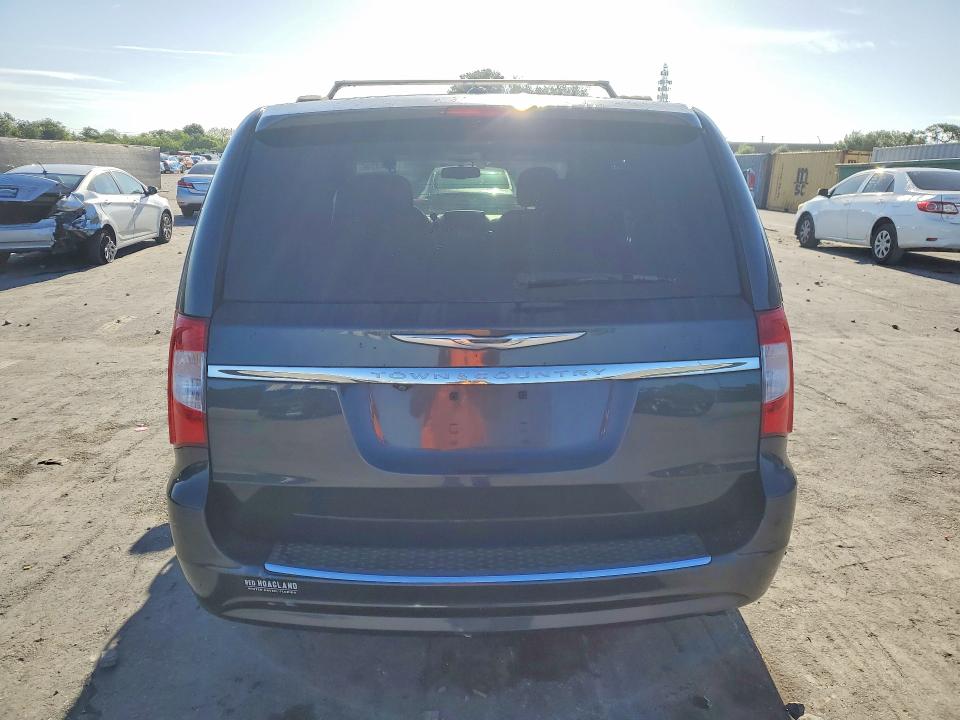 46344296 :رقم المزاد ، 2C4RC1BG3DR745951 vin ، 2013 Chrysler Town & Country مزاد بيع