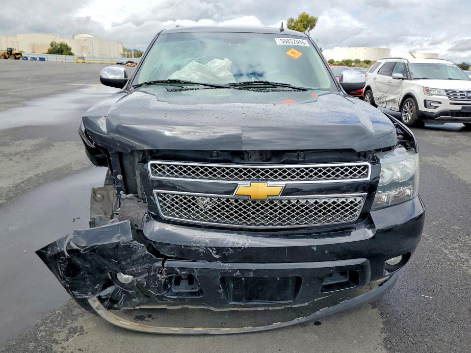 Продажа на аукционе авто 2013 Chevrolet Suburban, vin: 1GNSCKE07DR367698, номер лота: 50852046