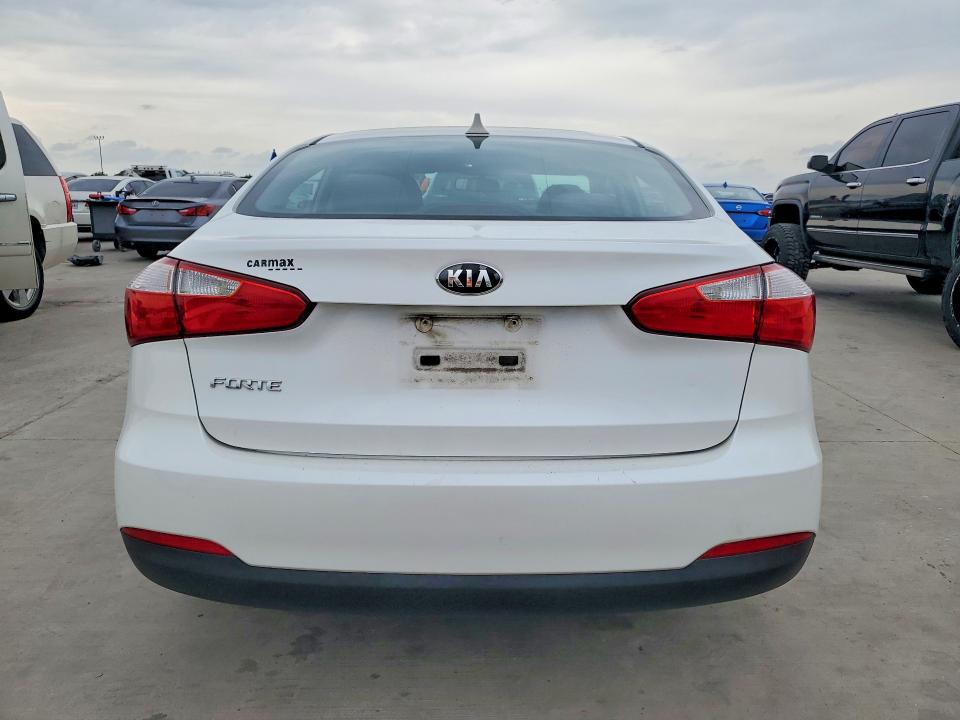 Продаж на аукціоні авто 2015 Kia Forte, vin: KNAFX4A60F5415277, номер лоту: 49818216