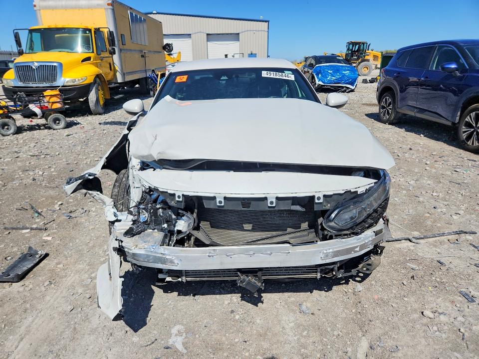 49185846 :رقم المزاد ، 1HGCV1F33KA147692 vin ، 2019 Honda Accord مزاد بيع