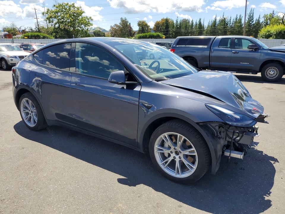 51009876 :رقم المزاد ، 7SAYGDEEXPA194719 vin ، 2023 Tesla Model Y مزاد بيع