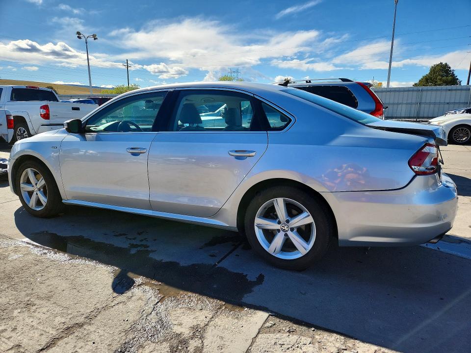 2015 Volkswagen Passat მანქანა იყიდება აუქციონზე, vin: 1VWAT7A32FC089068, აუქციონის ნომერი: 48653446