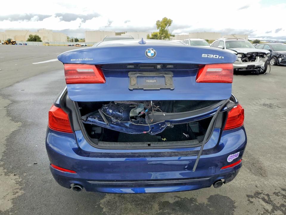 50883026 :رقم المزاد ، WBAJA9C52KB393954 vin ، 2019 Bmw 530e مزاد بيع