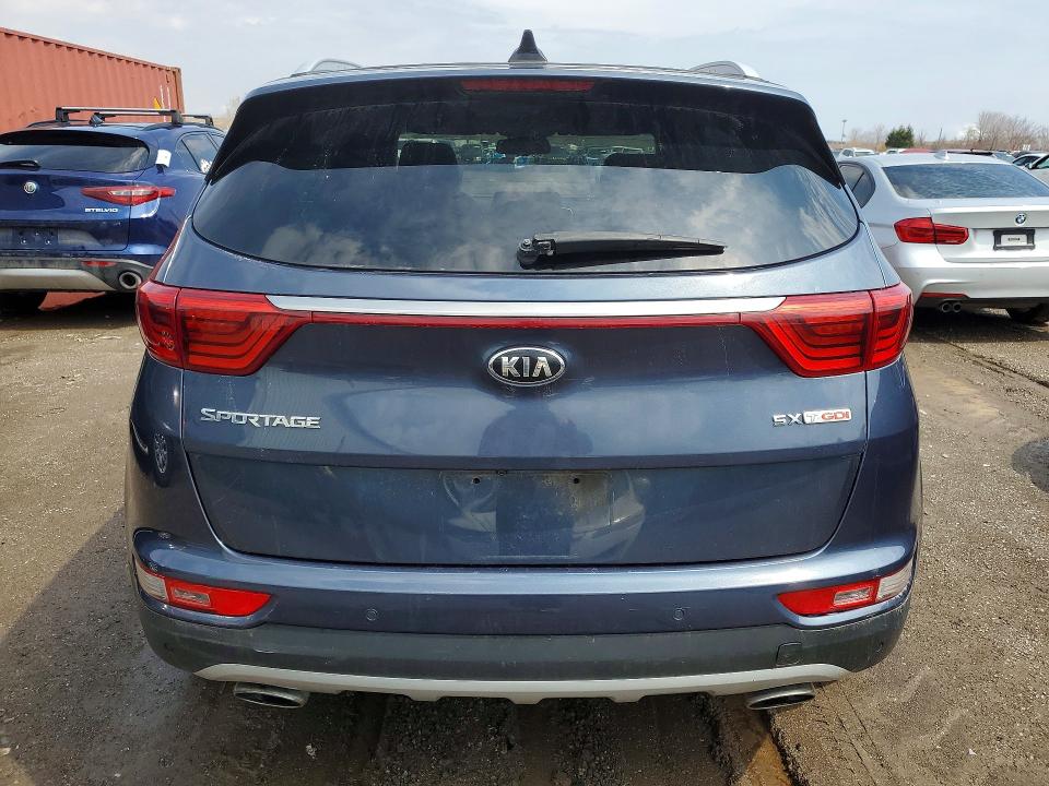 47215796 :رقم المزاد ، KNDPRCA69H7047569 vin ، 2017 Kia Sportage مزاد بيع