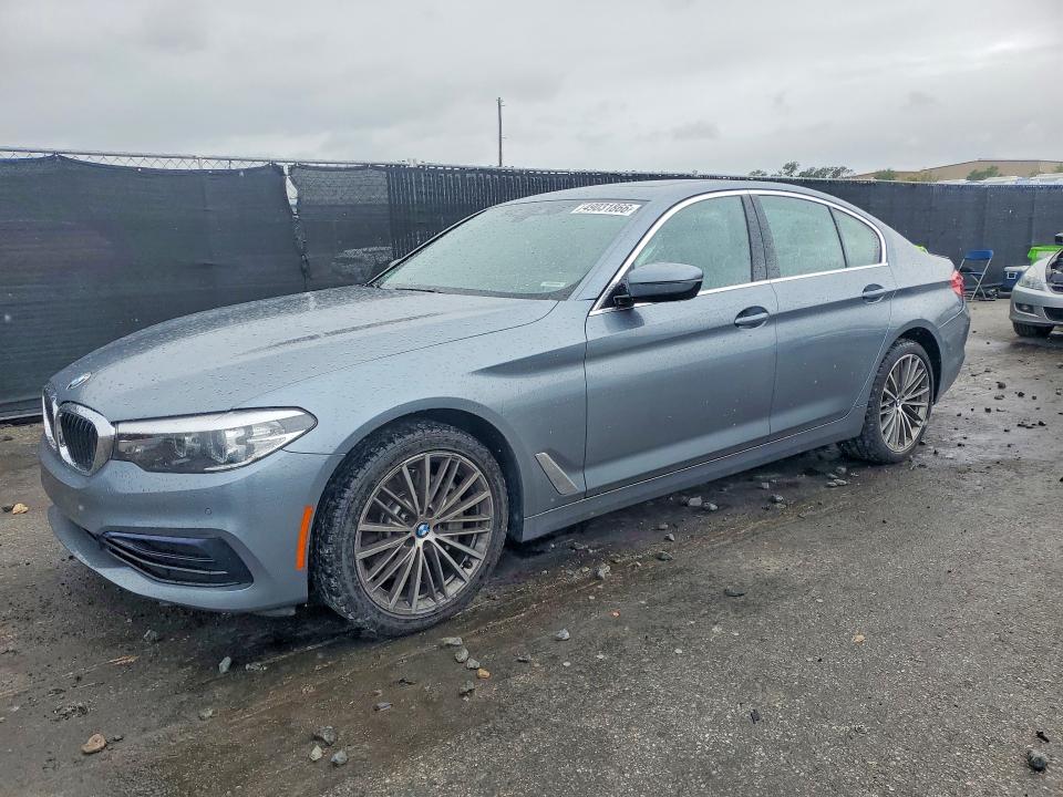 49031866 :رقم المزاد ، WBAJR7C03LCD41538 vin ، 2020 Bmw 530 مزاد بيع