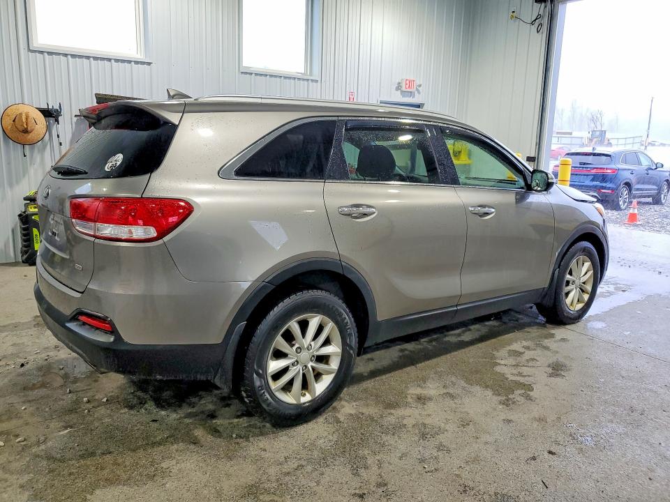48105366 :رقم المزاد ، 5XYPG4A3XGG058762 vin ، 2016 Kia Sorento مزاد بيع