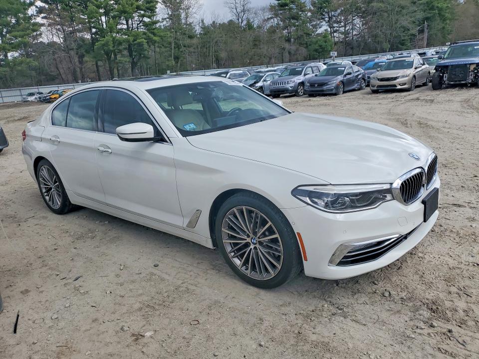 50611656 :رقم المزاد ، WBAJE5C34HG915233 vin ، 2017 Bmw 540 مزاد بيع