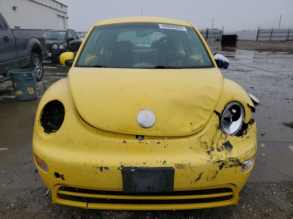 49860926 :رقم المزاد ، 3VWBB21CX2M428128 vin ، 2002 Volkswagen New Beetle مزاد بيع