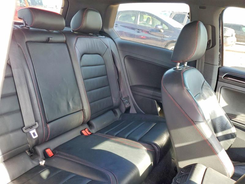 50987656 :رقم المزاد ، 3VWTT7AU6GM006078 vin ، 2016 Volkswagen Gti مزاد بيع