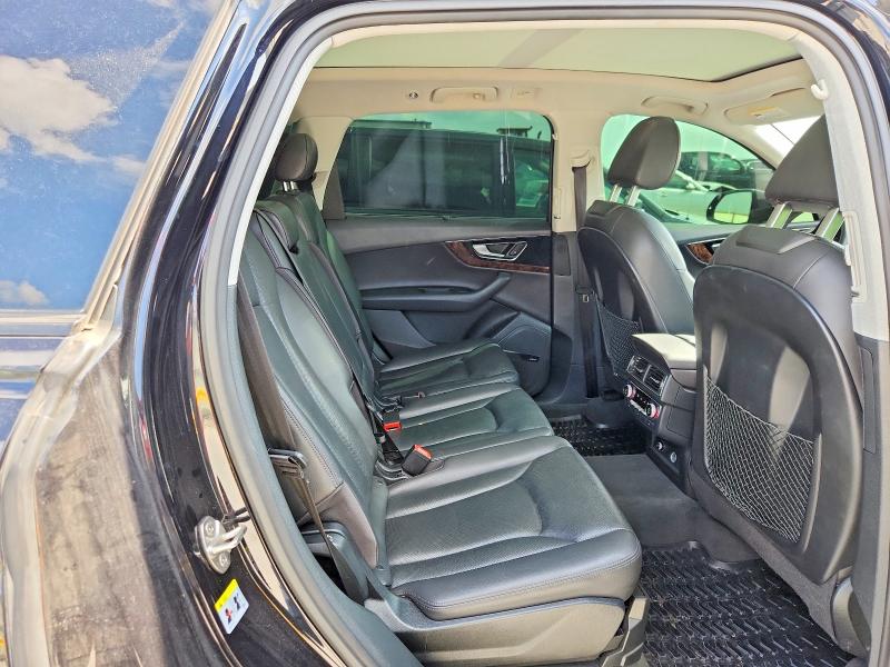 Продаж на аукціоні авто 2018 Audi Q7, vin: WA1VAAF7XJD021665, номер лоту: 48016726