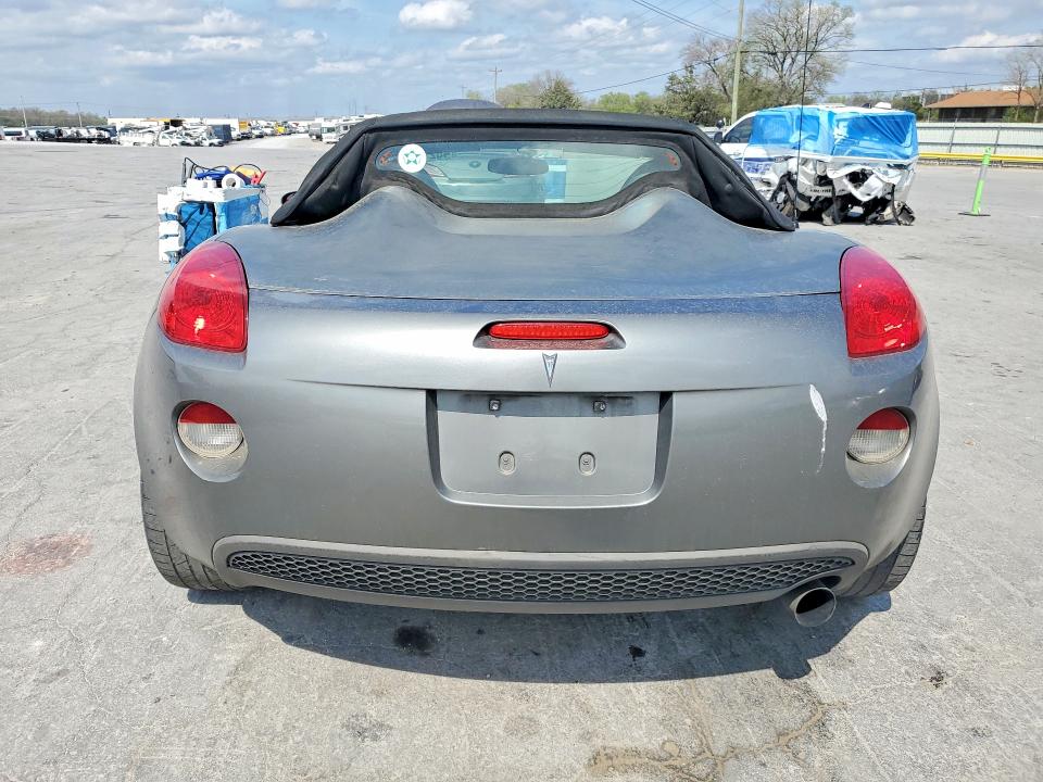 48279926 :رقم المزاد ، 1G2MB33B66Y111872 vin ، 2006 Pontiac Solstice مزاد بيع