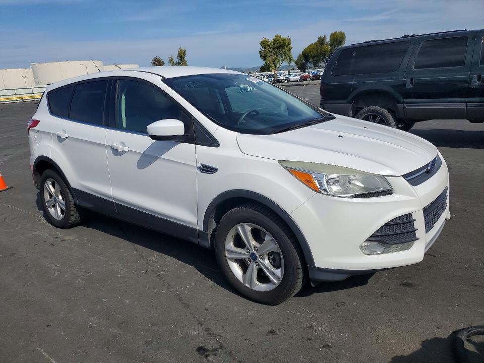 49803666 :رقم المزاد ، 1FMCU9G92EUD88385 vin ، 2014 Ford Escape مزاد بيع