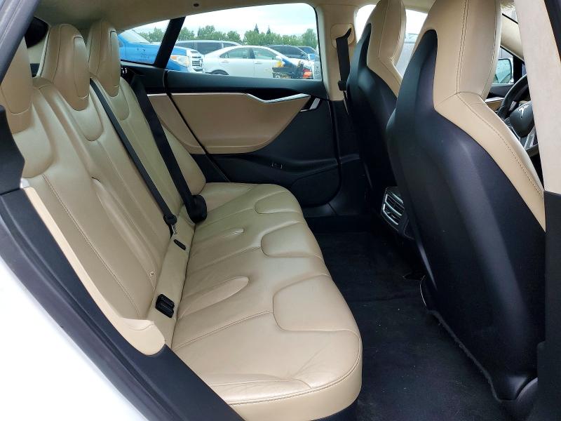 Продажа на аукционе авто 2015 Tesla Model S, vin: 5YJSA1H18FF096706, номер лота: 49381936