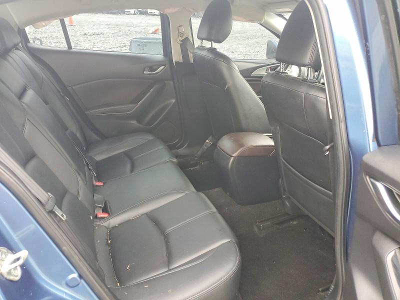 51512956 :رقم المزاد ، 3MZBN1V3XJM257326 vin ، 2018 Mazda 3 مزاد بيع