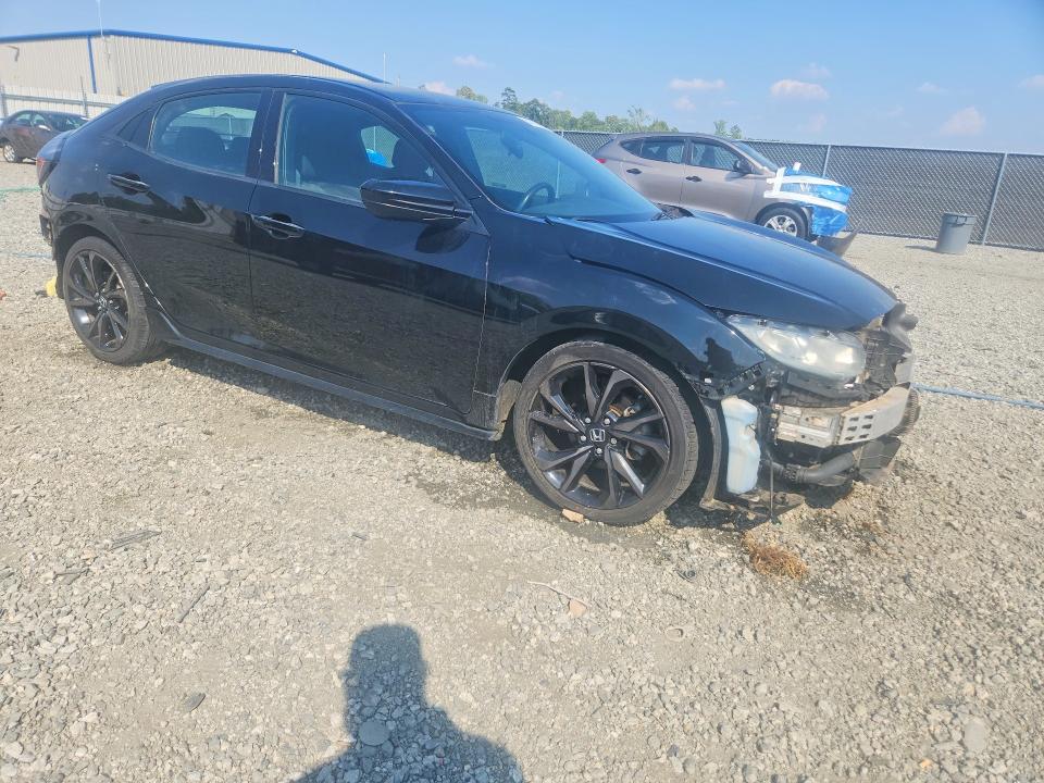51133686 :رقم المزاد ، SHHFK7H40JU219045 vin ، 2018 Honda Civic مزاد بيع
