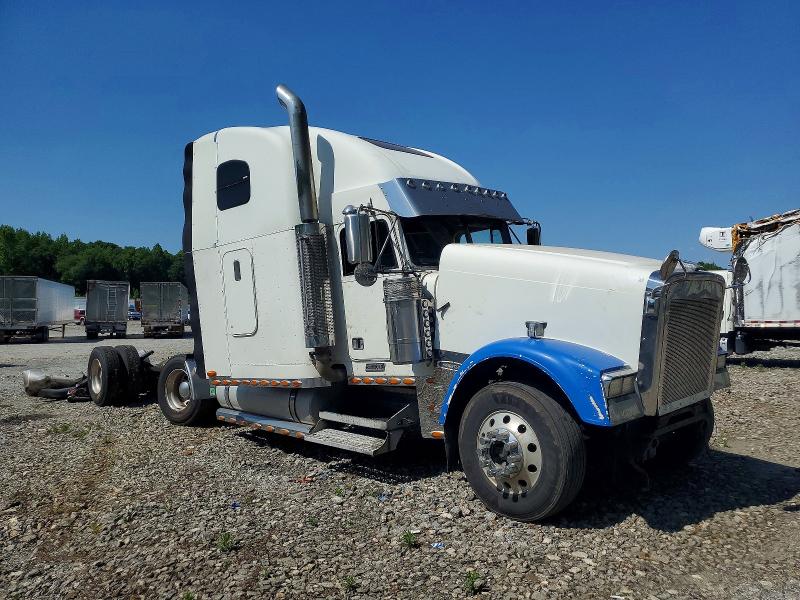 Aukcja sprzedaży 2005 Freightliner Fld132, vin: 1FUJAPAV15DU99016, numer aukcji: 55642996