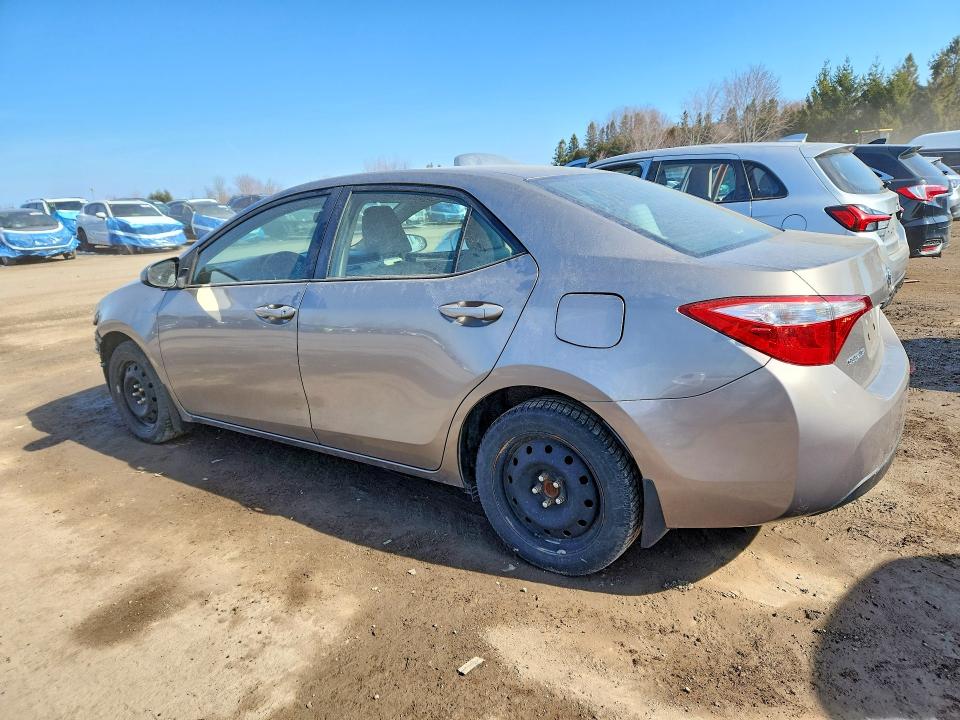 46634396 :رقم المزاد ، 2T1BURHE6FC264596 vin ، 2015 Toyota Corolla مزاد بيع