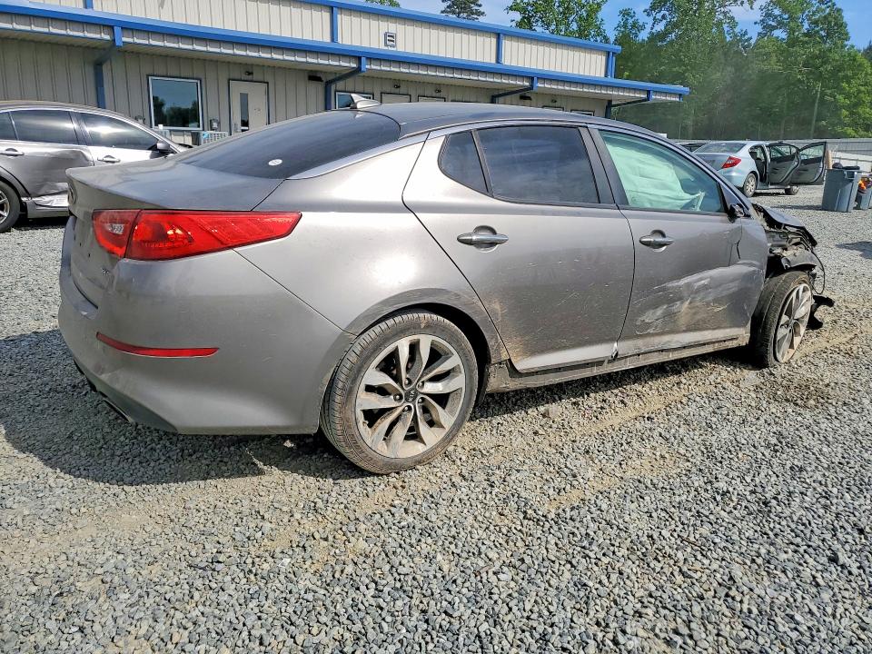 50392806 :رقم المزاد ، 5XXGR4A70FG366751 vin ، 2015 Kia Optima مزاد بيع