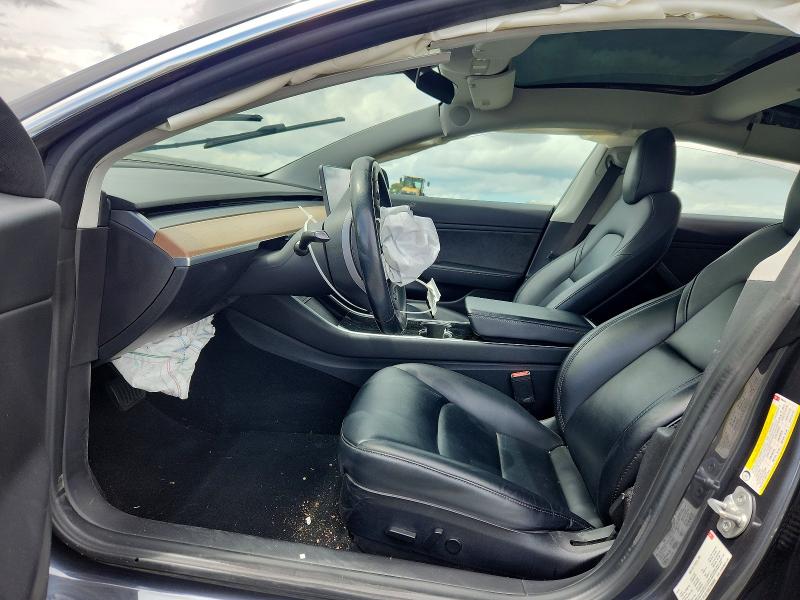 50916606 :رقم المزاد ، 5YJ3E1EB2JF086848 vin ، 2018 Tesla Model 3 مزاد بيع