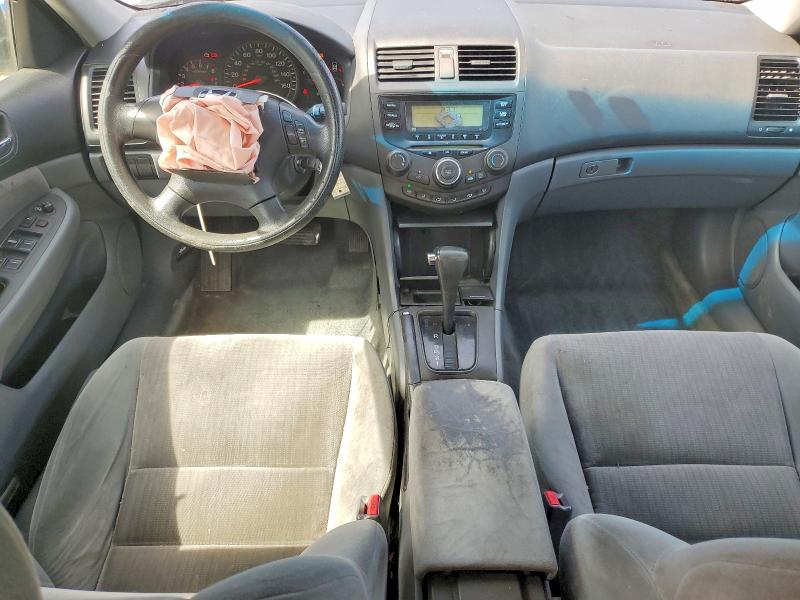 49076776 :رقم المزاد ، 1HGCM56425A119762 vin ، 2005 Honda Accord مزاد بيع
