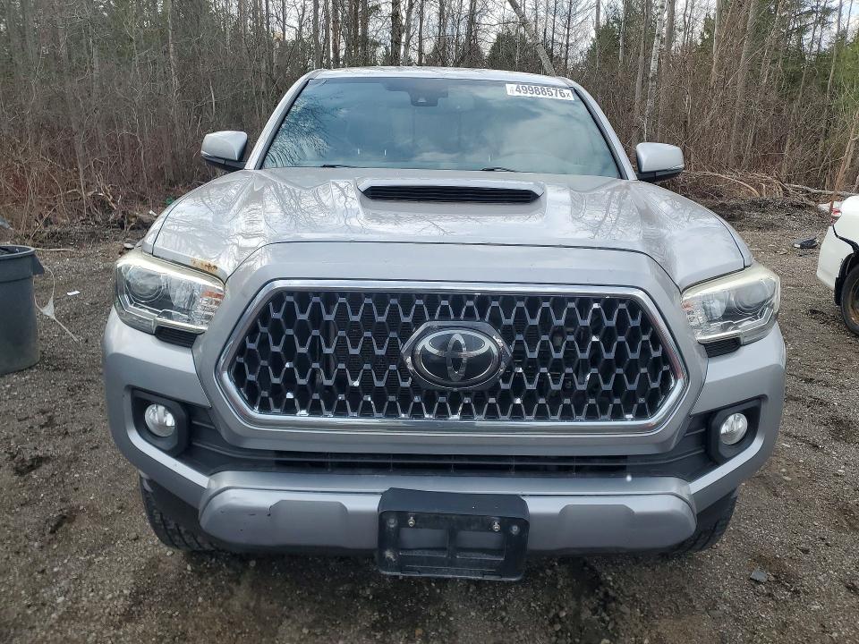 Продажа на аукционе авто 2018 Toyota Tacoma, vin: 5TFDZ5BNXJX036025, номер лота: 49988576