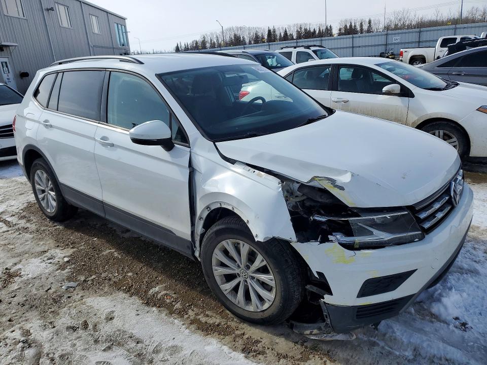 48021076 :رقم المزاد ، 3VV0B7AX5KM005498 vin ، 2019 Volkswagen Tiguan مزاد بيع