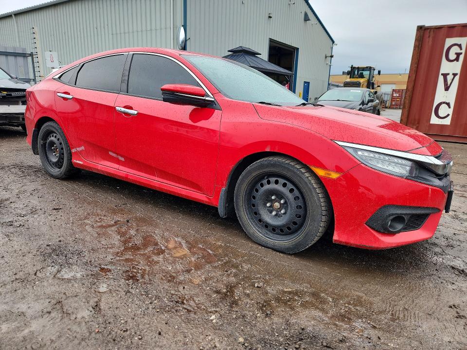 51766626 :رقم المزاد ، 2HGFC1F96JH102821 vin ، 2018 Honda Civic مزاد بيع