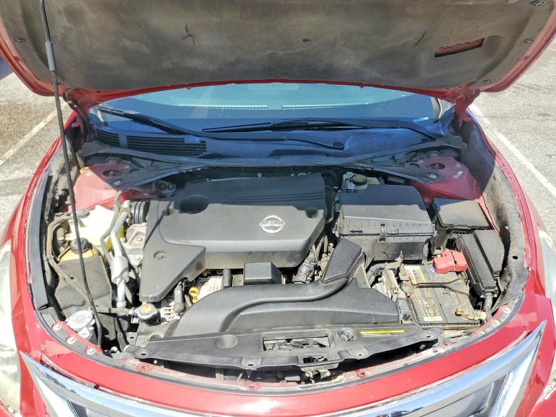 2015 Nissan Altima მანქანა იყიდება აუქციონზე, vin: 1N4AL3AP6FN877215, აუქციონის ნომერი: 50467626