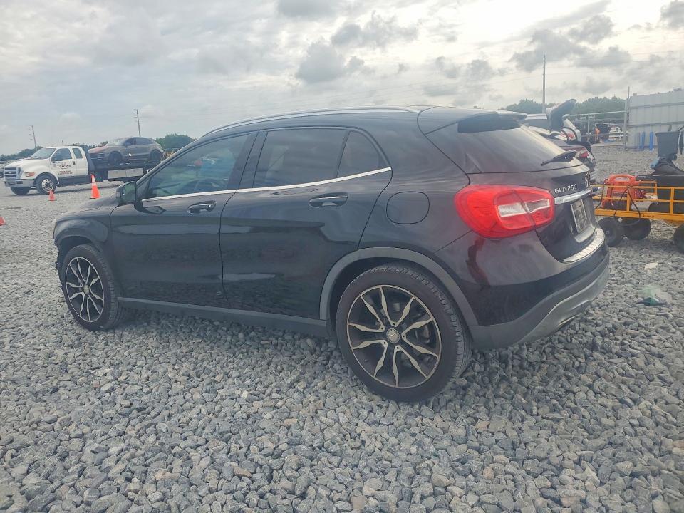 51037216 :رقم المزاد ، WDCTG4EB6FJ108775 vin ، 2015 Mercedes-benz Gla مزاد بيع