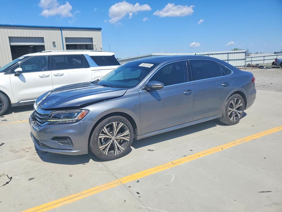 Продажа на аукционе авто 2022 Volkswagen Passat, vin: 1VWSA7A39NC004817, номер лота: 48424106