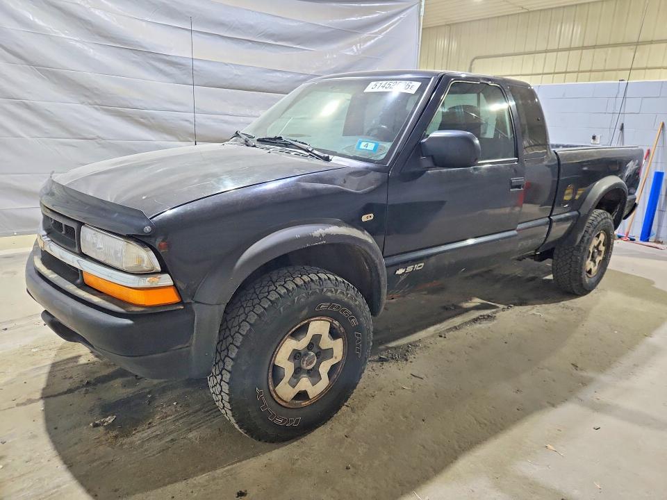 51452596 :رقم المزاد ، 1GCCT19W8Y8304966 vin ، 2000 Chevrolet S Truck مزاد بيع