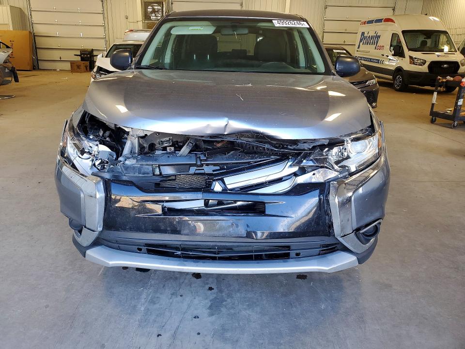 Продажа на аукционе авто 2016 Mitsubishi Outlander, vin: JA4AZ3A37GZ028396, номер лота: 49926246