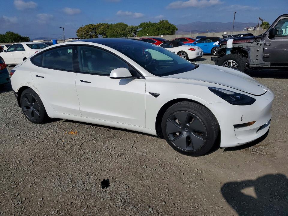 Продажа на аукционе авто 2021 Tesla Model 3, vin: 5YJ3E1EA6MF097105, номер лота: 52148846