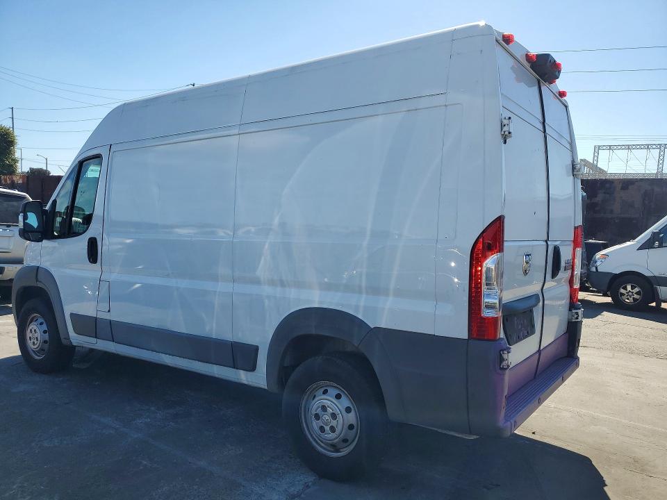 50197136 :رقم المزاد ، 3C6TRVCG4EE119863 vin ، 2014 Ram Promaster 2500 مزاد بيع