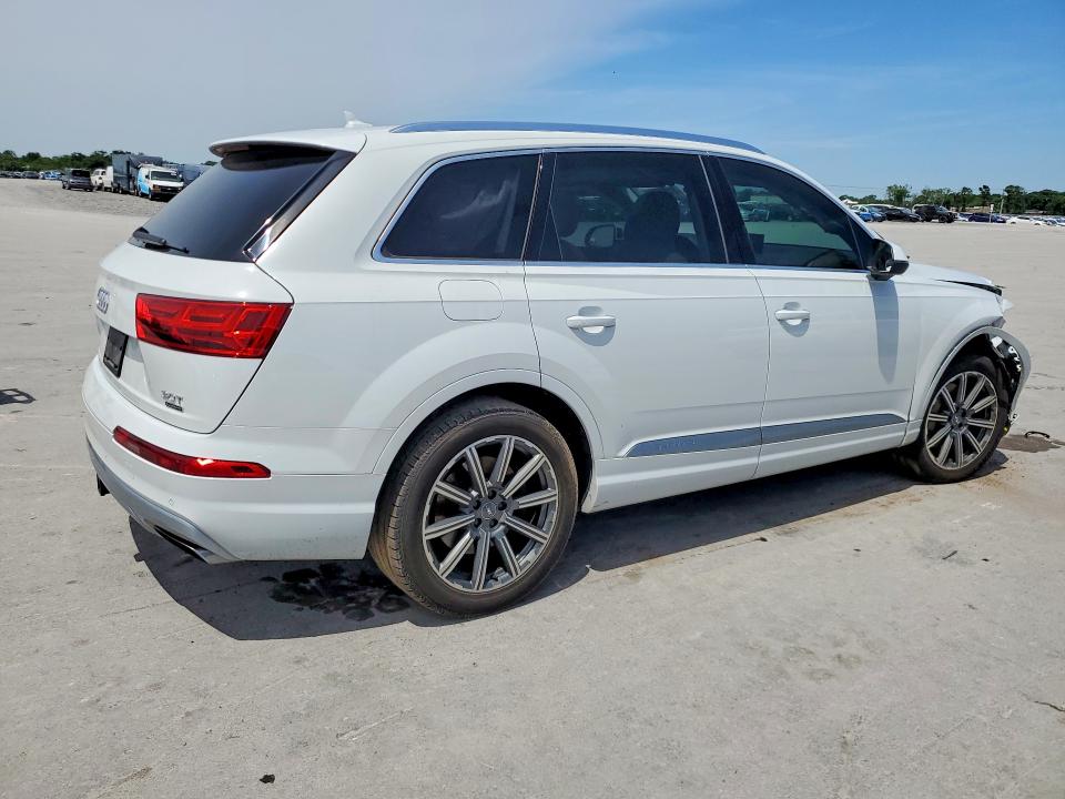 Aukcja sprzedaży 2017 Audi Q7, vin: WA1VAAF74HD043834, numer aukcji: 51505366