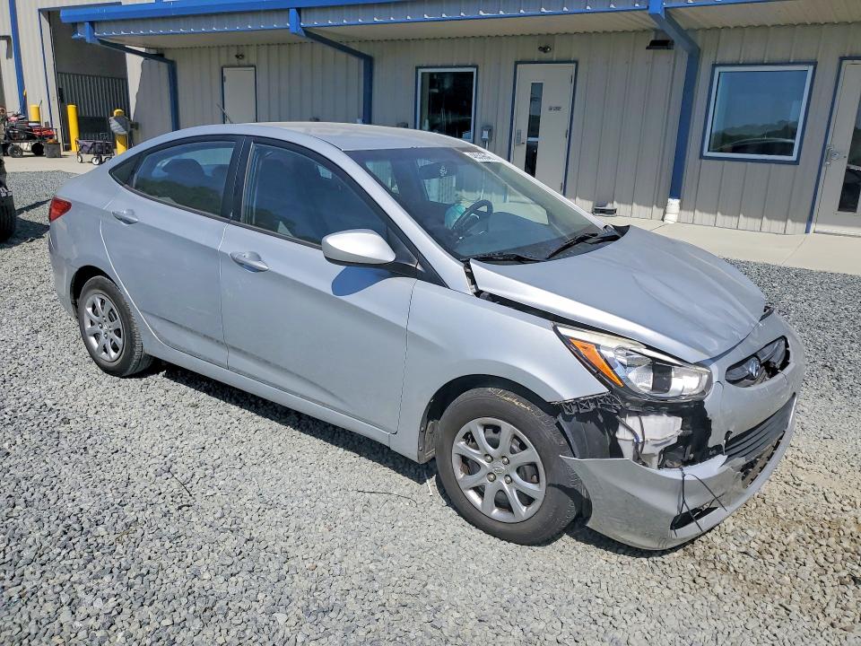 Продаж на аукціоні авто 2015 Hyundai Accent, vin: KMHCT4AEXFU800582, номер лоту: 48539646