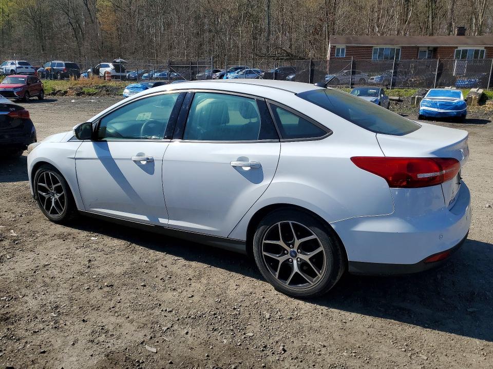 48826926 :رقم المزاد ، 1FADP3H26HL282469 vin ، 2017 Ford Focus مزاد بيع