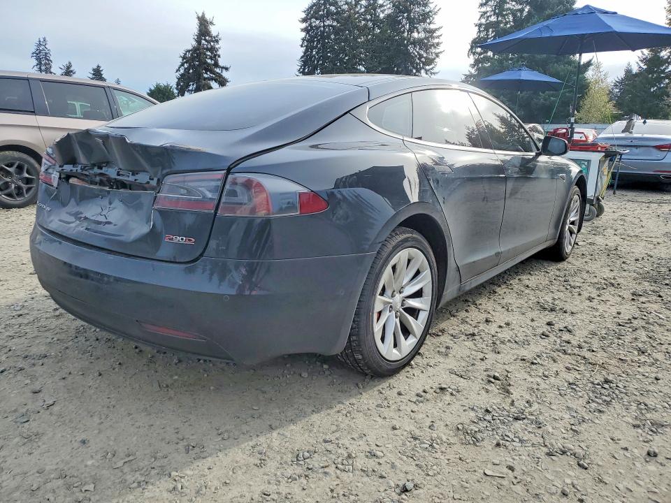 48942676 :رقم المزاد ، 5YJSA1E48GF143670 vin ، 2016 Tesla Model S مزاد بيع