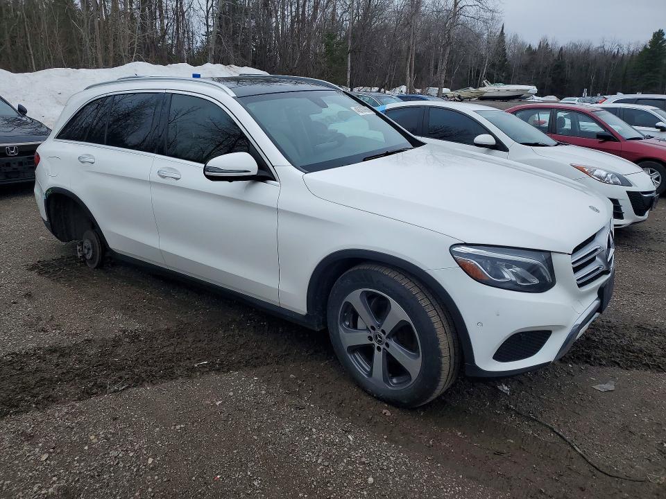 48307866 :رقم المزاد ، WDC0G4KB3JV056725 vin ، 2018 Mercedes-benz Glc مزاد بيع