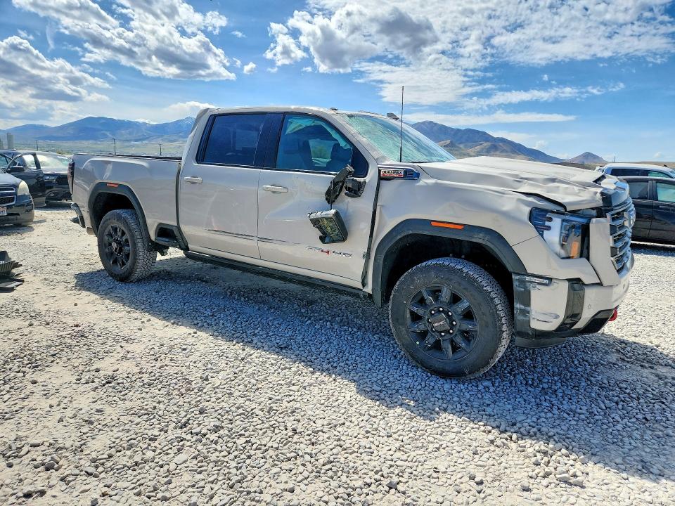 49117306 :رقم المزاد ، 1GT4UVEY6TF228006 vin ، 2026 Gmc Sierra مزاد بيع