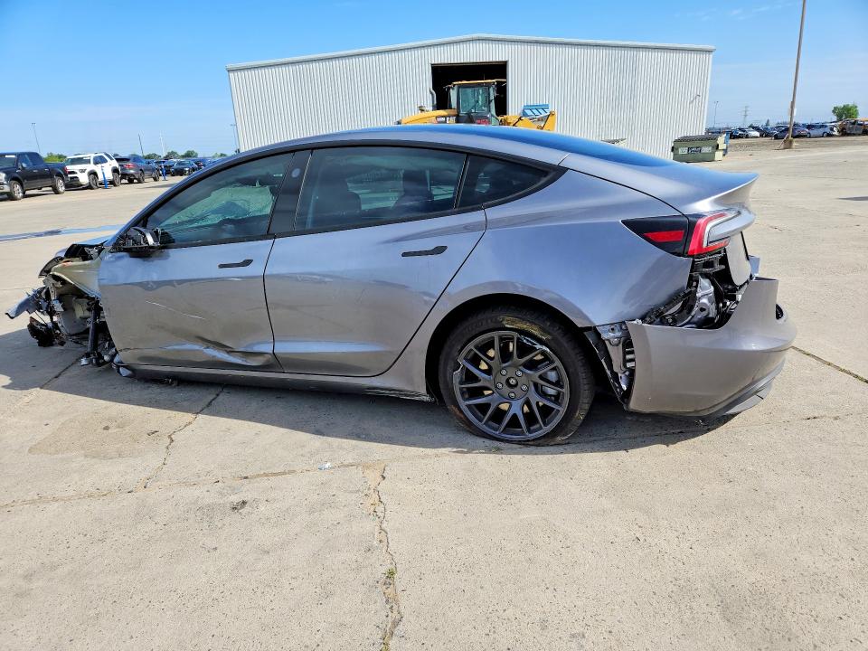 51328406 :رقم المزاد ، 5YJ3E1EA8SF961925 vin ، 2025 Tesla Model 3 مزاد بيع