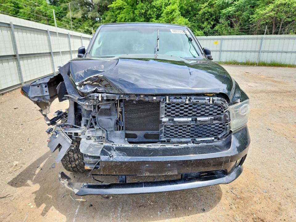50272586 :رقم المزاد ، 1C6RR6FT6ES190522 vin ، 2014 Ram 1500 مزاد بيع