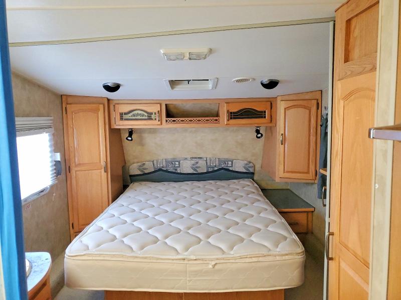2007 Fleetwood Trailer მანქანა იყიდება აუქციონზე, vin: 1ED5B312772321278, აუქციონის ნომერი: 47711436